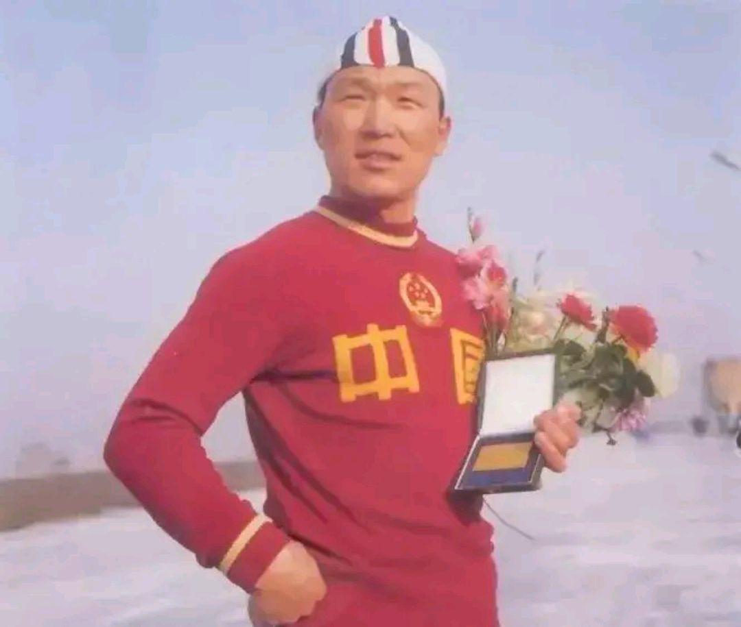 乐鱼体育-运动员故事：从青训到世界冠军的艰辛历程的简单介绍