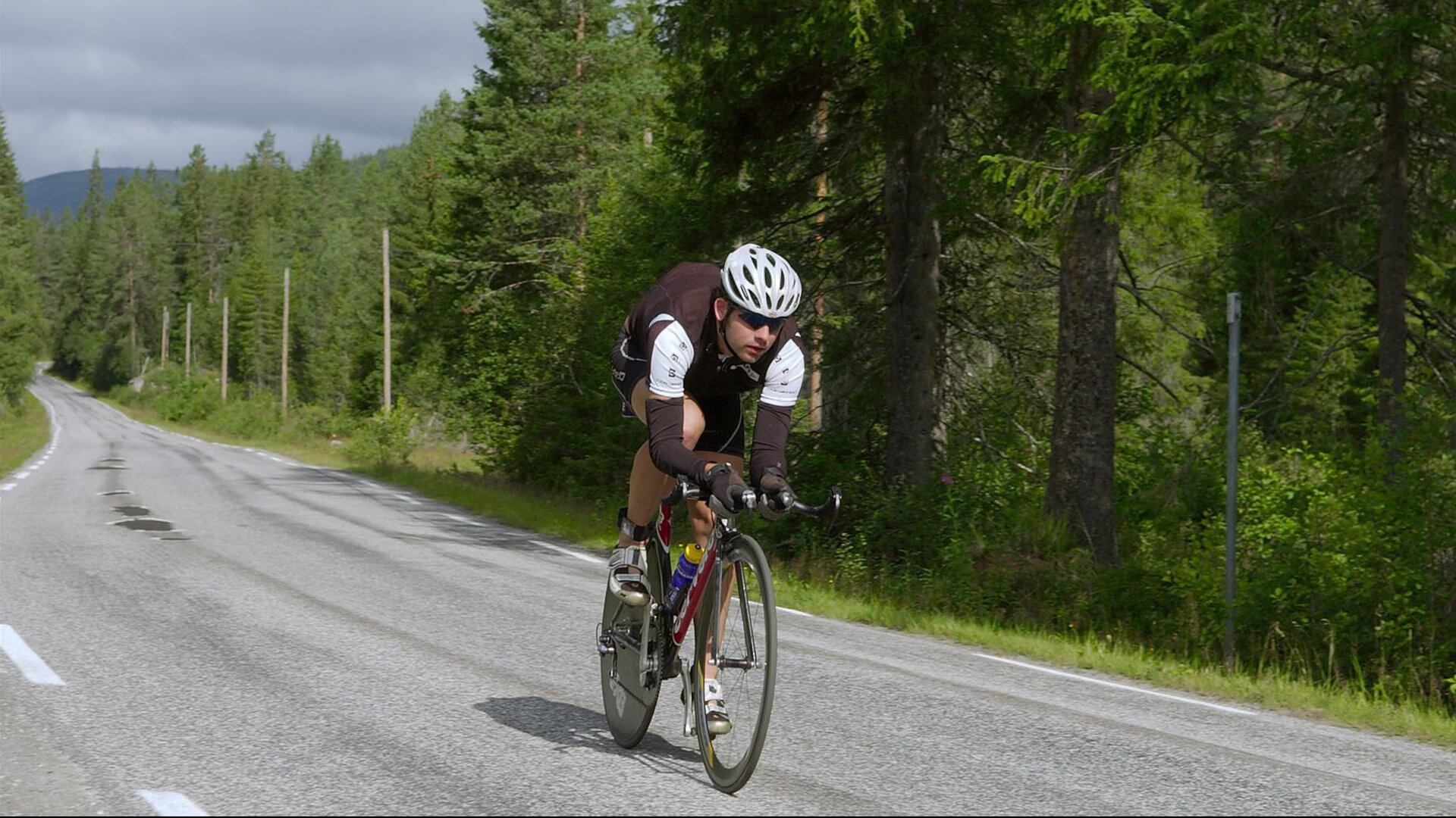 【专业点评】比赛中罚分判决大败局背后的战术失误，比赛中罚球得几分
