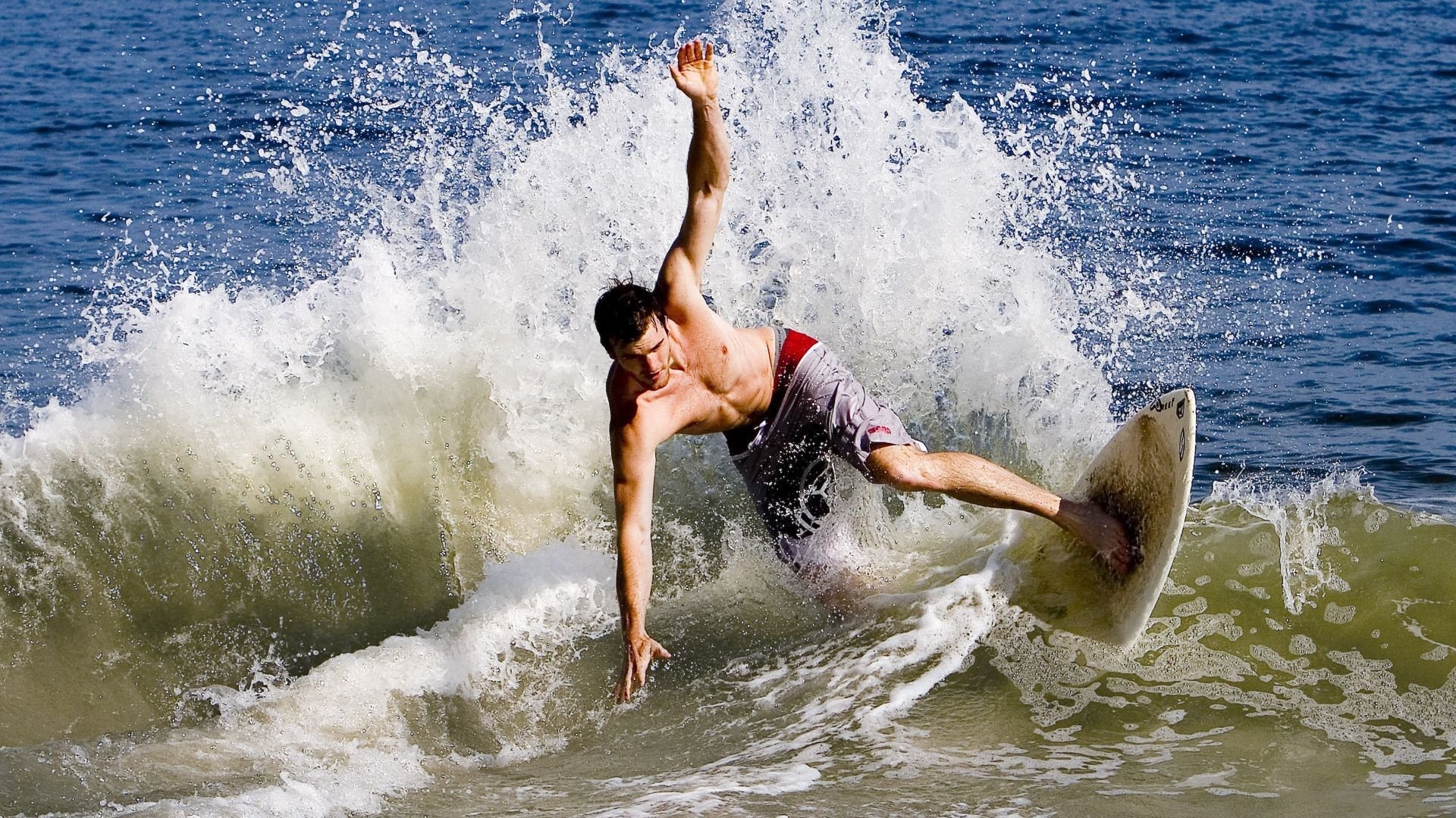 球员技术:炫酷动作欣赏与技巧讲解,篮球炫技动作名字