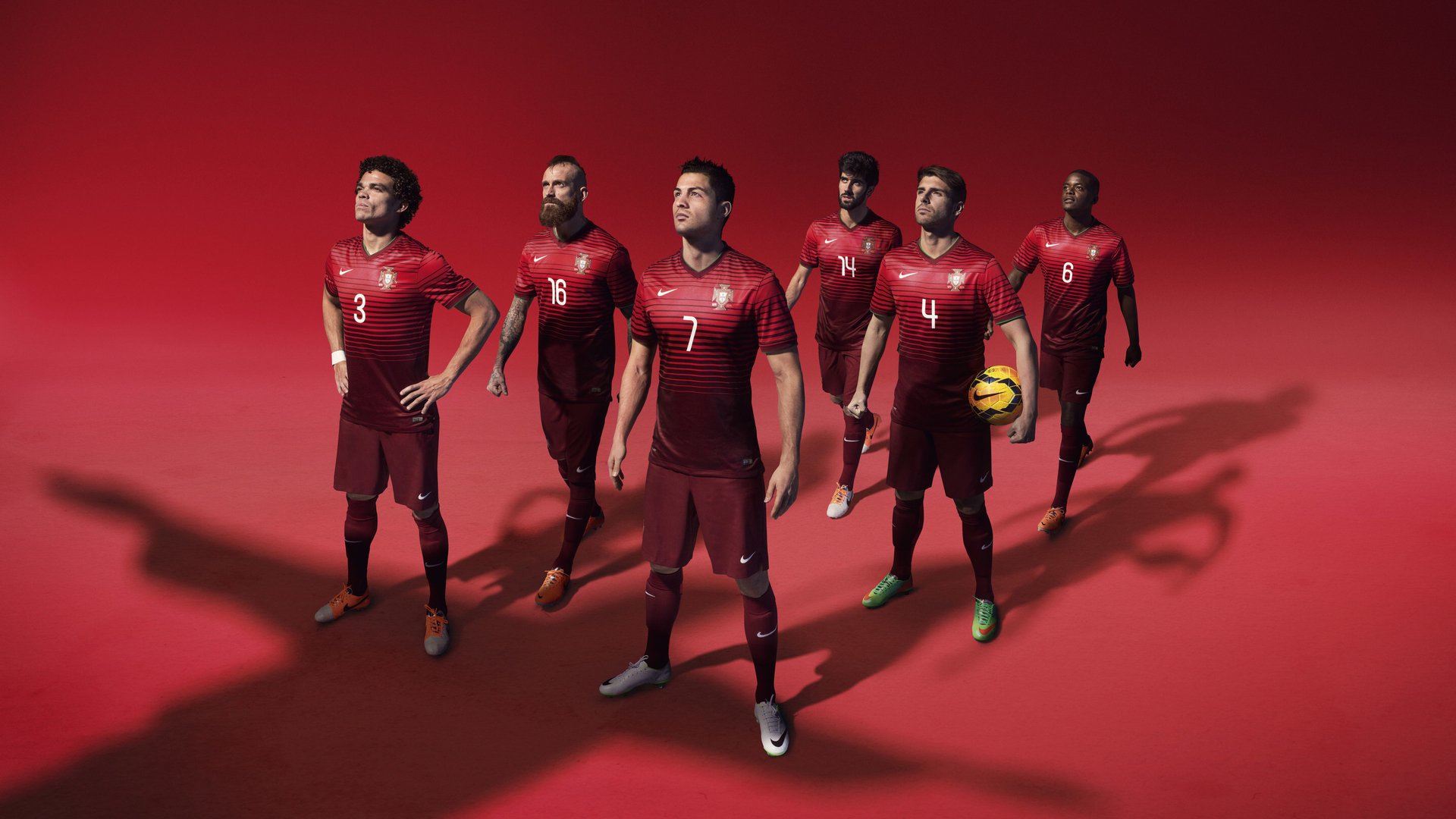 美国女足在巴黎奥运会上展现出强大的团队协作能力，美国女足奥运成绩